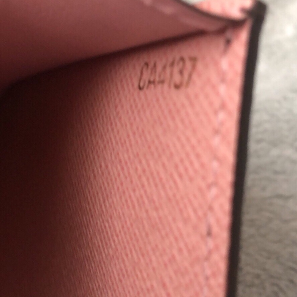 ❣️Sold❣️ Beautiful LV Authentic Monogram Wallet - Picture 6 of 6